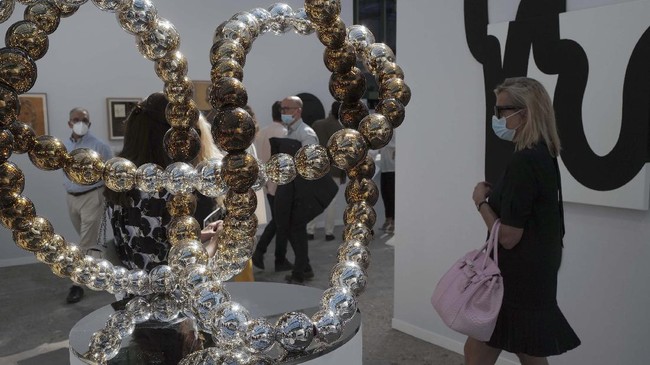 FOTO: Gelaran Paris Art Fair 2020 di Masa Pandemi Covid-19