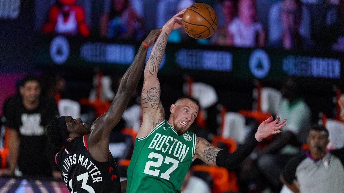 FOTO: Duel Panas Raptors dan Celtics Kembali Imbang
