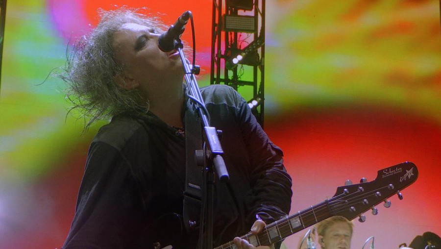 Robert Smith The Cure