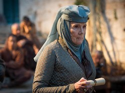 Artis The Avengers dan Game of Thrones Diana Rigg Tutup Usia