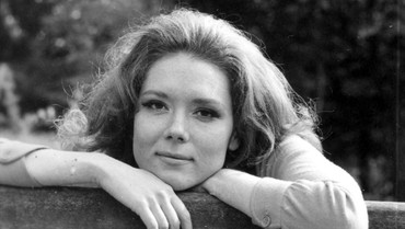 img-title Diana Rigg, Pemain 'The Avengers' & Pemain Bond Girl Meninggal Dunia