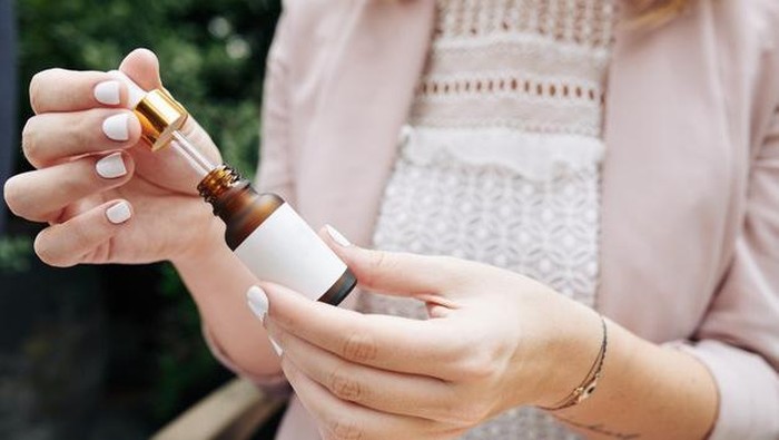 Fakta Tentang Retinol dan Cara Tepat untuk Menggunakannya