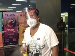 Hotman Paris Sapa Gisel, Netizen Ramai Geruduk