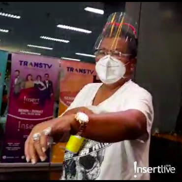 Ulang Tahun, Hotman Paris Dapat Hadiah Kejutan dari Anak-anak