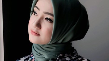 BERHIJAB KARENA MIMPI ANEH