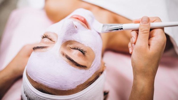 Perbedaan Wash Off Mask, Sheet Mask dan Clay Mask yang Wajib Kamu Tahu!