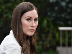 PM Finlandia Tampil Pakai Blazer Seksi di Majalah, Jadi Kontroversi