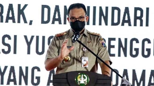 Gubernur DKI Jakarta Anies Baswedan mengimbau warganya untuk tak ke luar kota selama libur panjang Imlek 2021 demi mencegah lonjakan kasus Covid-19.