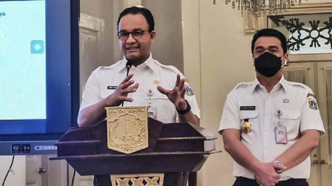 Gubernur DKI Jakarta Anies Baswedan mengatakan jumlah RW di Jakarta yang terendam banjir mulai berkurang, dari 113 RW menjadi 17 RW.