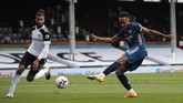 FOTO: Arsenal Perkasa di Laga Perdana Liga Inggris Arsenal menaklukkan Fulham dengan skor 3-0. Berikut foto-foto pilihan laga tersebut.
