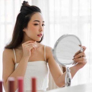 Meski di Rumah Aja, Perlukah Double Cleansing?