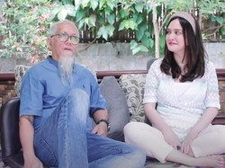Shandy Aulia Jalani 2 Agama, Ayah: Semoga Dapat Hidayah