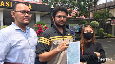 Tak Terima Disebut Penipu, Vicky Prasetyo Laporkan Adik Angel Lelga