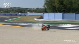 VIDEO: Momen Brad Binder Jatuh di FP2 MotoGP San Marino