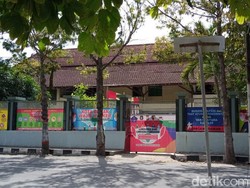 10 Pegawai Bank Plat Merah Positif COVID-19, Layanan Nasabah Tetap Jalan