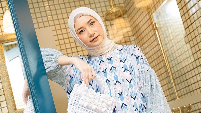 5 Gaya Hijab Segiempat Bahjatina untuk Daily hingga Formal