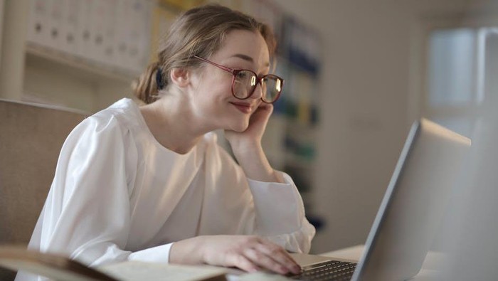 Kerja atau S2, Mana yang Perlu Didahulukan?