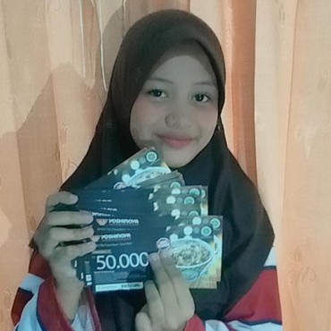 Dihina Teman Cuma Bisa Jajan Seblak, Remaja Ini Langsung Banjir Rezeki