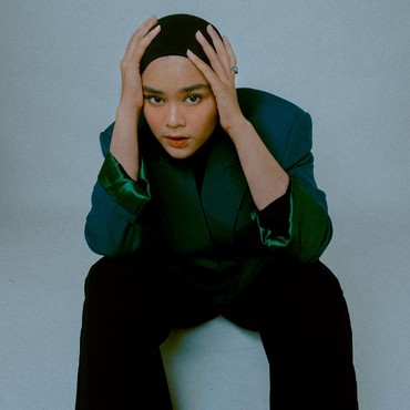 Lirik Lagu Intro, Camellia - Sivia Azizah