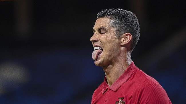 Jelang debut Cristiano Ronaldo, situs resmi Manchester United menampilkan kisah comeback Eric Cantona.