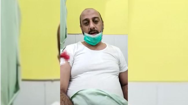 Berdasarkan keterangan dari Ketua RT, tersangka penusuk Syekh Ali Jaber sepekan berada di rumahnya setelah tiga tahun merantau.