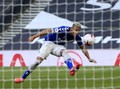 Meme Lucu Richarlison Gagal Cetak Gol ke Gawang yang Kosong
