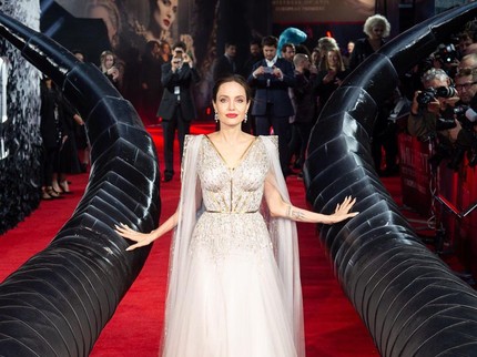 Pesan Menyentuh Angelina Jolie untuk Putrinya