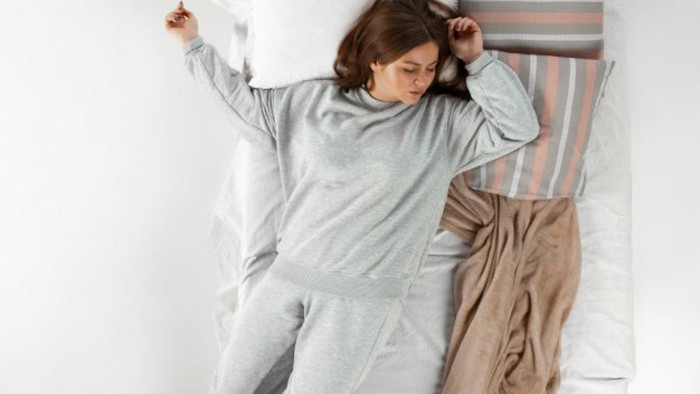 Berkeringat Saat Tidur? Kamu Mungkin Alami 6 Penyakit Ini