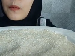 5 Orang Ini Hobi Makan Beras Mentah, Ini Kata Ahli Gizi!