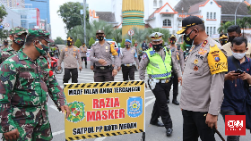 Razia Masker, Seorang Pria Marah di Depan Kapolda Sumut