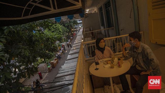 Pandemi belum usai, tapi aktivitas sudah hampir kembali seperti biasa. Ada beberapa tempat yang memiliki risiko tinggi penularan Covid-19.