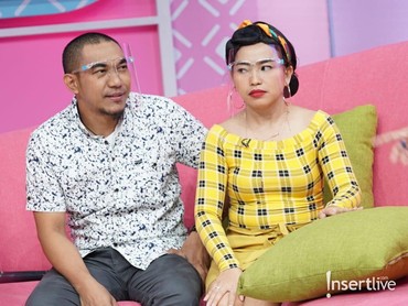 Sukses Jadi Komedian, Mpok Alpa Masih Masak & Cuci Baju Suami