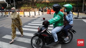 FOTO: Hari Pertama PSBB Ketat Jakarta