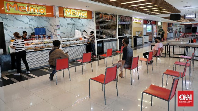 Pemkot Tangerang Selatan membolehkan restoran buka hingga pukul 22.00 WIB selama Ramadan.