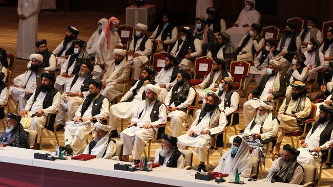 Taliban mulai bergerilya mencari dukungan internasional dalam pertemuan tatap muka dengan delegasi Uni Eropa dan AS di Qatar kemarin, Selasa (12/10).