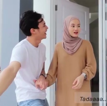 Dinda Hauw Kaget Dapat Hadiah Motor & Bunga dari Rey Mbayang