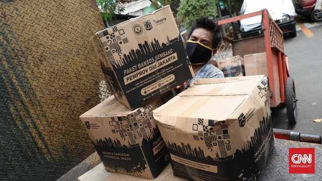 Kemenko Perekonomian mencatat realisasi anggaran Pemulihan Ekonomi Nasional (PEN) baru Rp252,3 triliun atau setara 36,1 persen per semester I 2021.