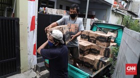 Daftar Bansos yang Dikucurkan Jokowi Sampai 2021