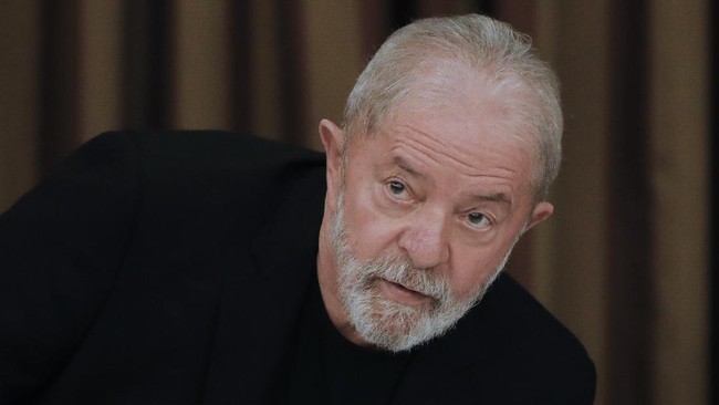 Mahkamah Agung Brasil membatalkan semua dakwaan korupsi terhadap mantan presiden Luiz Inacio Lula da Silva.