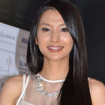 Diduga Bunuh Diri, Simak 3 Fakta Menarik Aktris Kamen Rider Sei Ashina