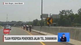 VIDEO: Tujuh Pesepeda Penerobos Jalan Tol Diamankan