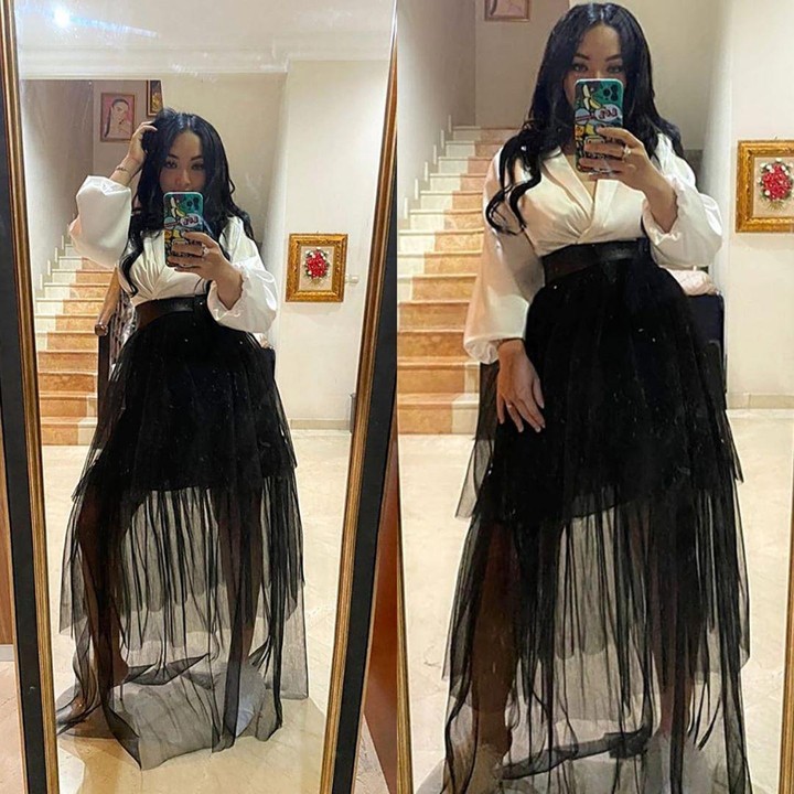 <p>Zaskia Gotik kini sedang hamil, Bunda. Namun ia belum memberitahukan berapa usia kehamilannya. (Foto: Instagram @zaskia_gotix)</p>