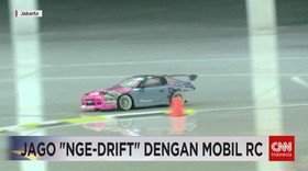 VIDEO: Jago Drift dengan Mobil Remote Control