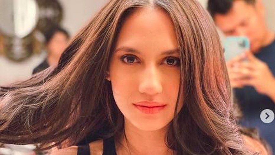 Kepergok Liburan Bareng Mantan Maudy Ayunda, Pevita Pearce Tuai Pro-kontra