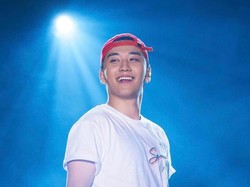 Seungri Eks BIGBANG Kondangan di Jakarta, Gayanya Mirip Koko-koko PIK