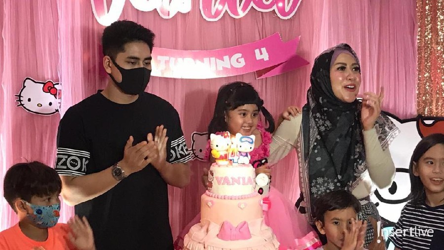 Venna Melinda & Verrell Bramasta