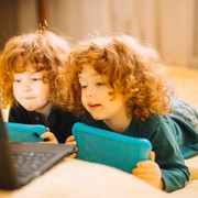 5 Fakta Menarik tentang Anak Kembar yang Harus Kamu Tahu