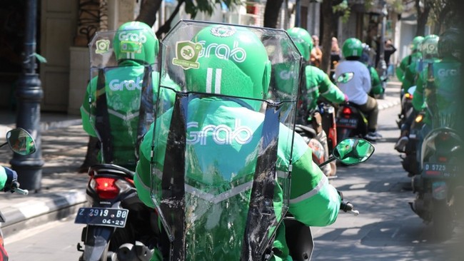 Grab mengakui aplikasinya memang sedang eror dan tengah dalam usaha perbaikan, sementara itu sebagian pengguna sudah bisa menggunakan aplikasi seperti biasa.