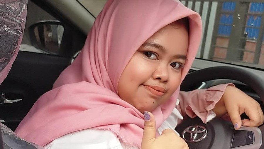 Kekeyi Larang Pasangan Kekasih Pelukan Lama-lama: Bisa Hamil!