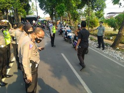 Detik-detik Polisi Amankan Oknum TNI Diduga Penabrak Briptu Andry